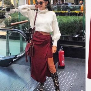 Zara Satin Skirt w Slit